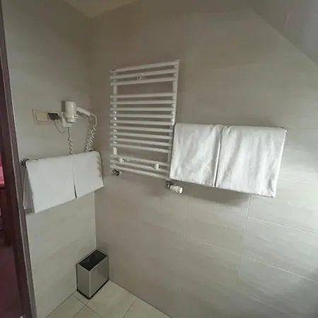 Dom Oliwski Inn 3*