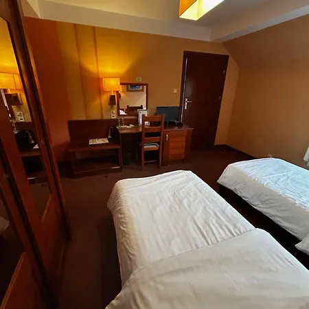 Dom Oliwski Inn 3*